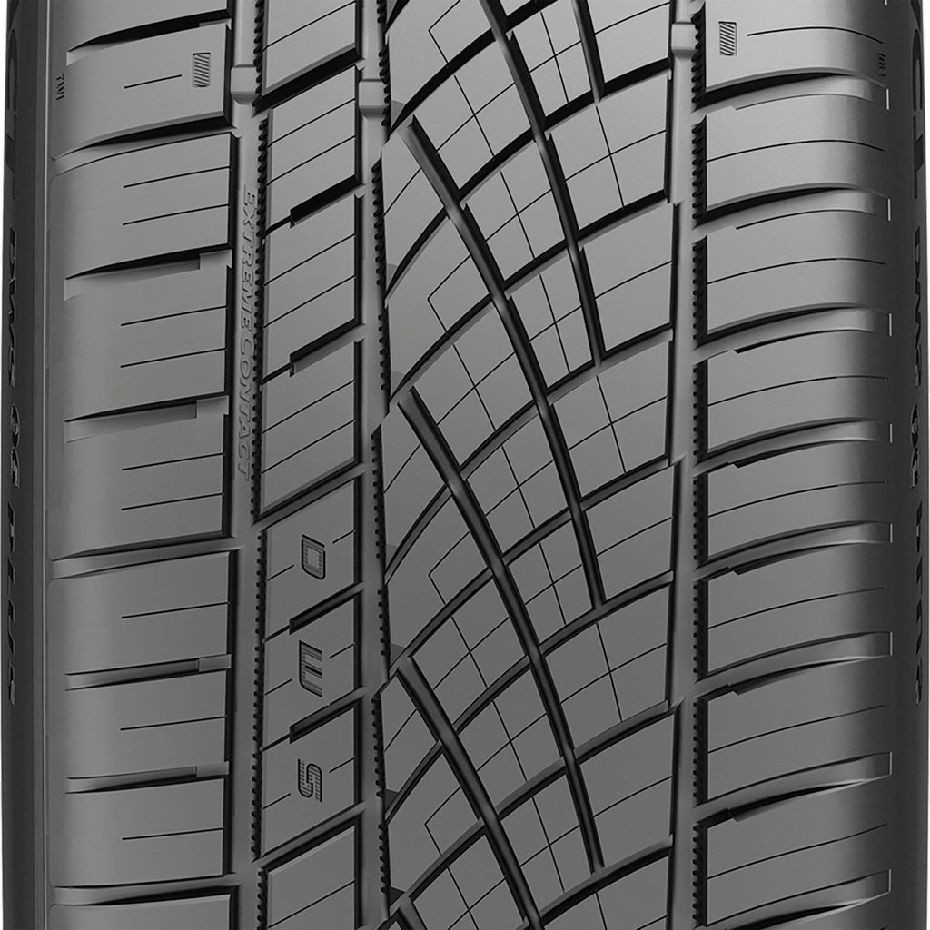 Continental ExtremeContact DWS06 PLUS UHP All Season 245/40ZR20 99Y XL Passenger Tire
