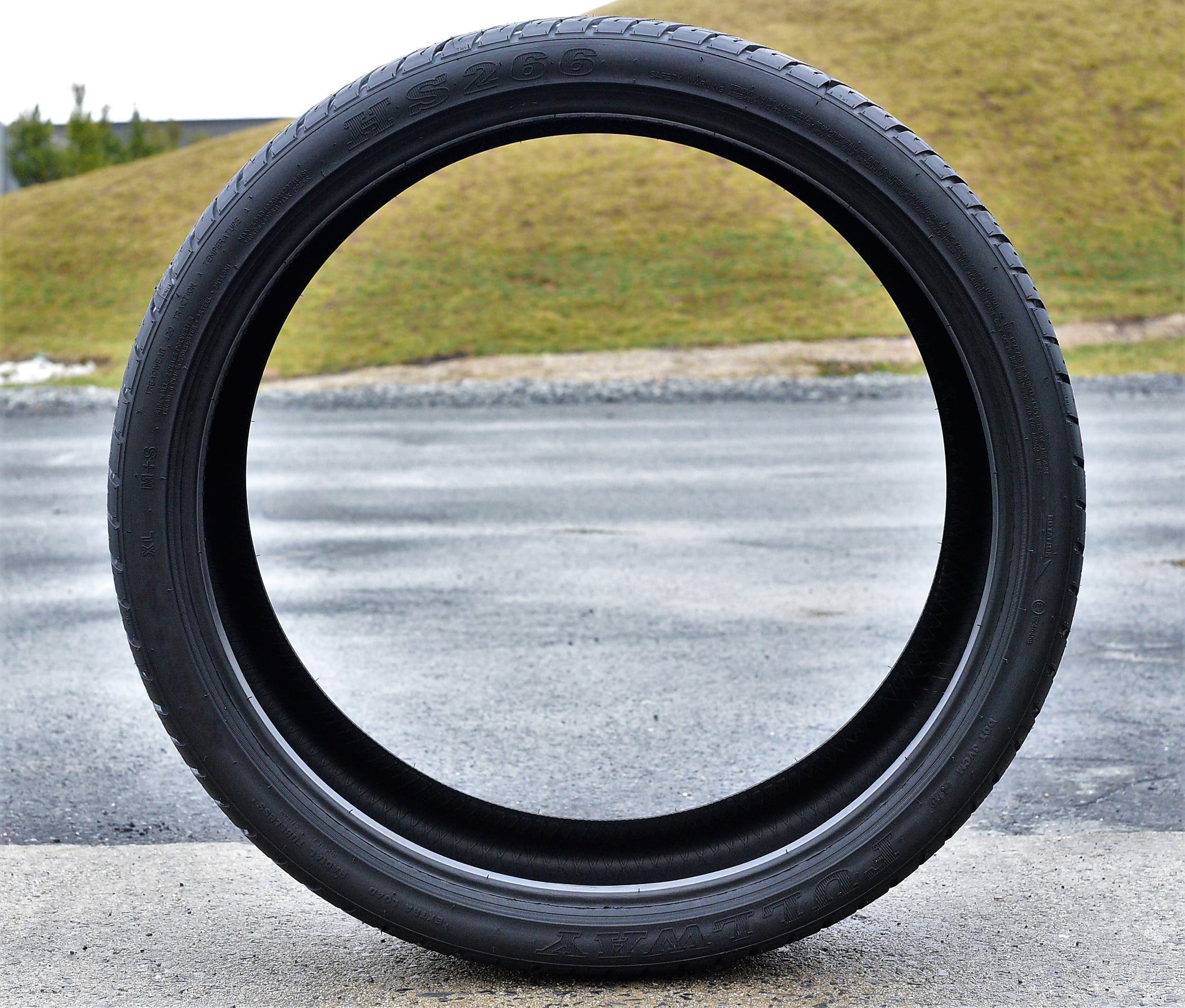 Set of 4 Fullway HS266 305/35R24 112V XL Performance a/s All Season Tires