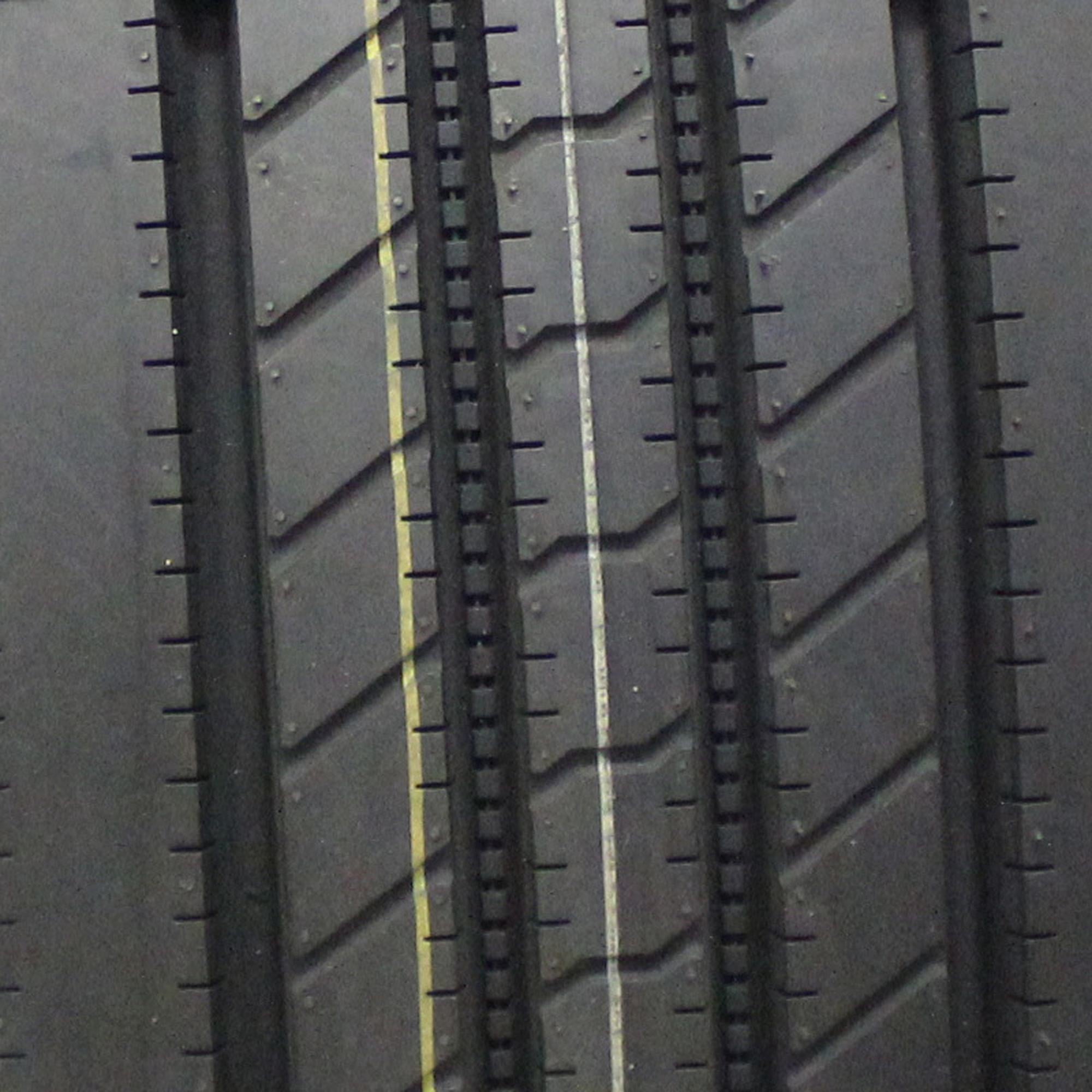 Set of 2 Roadmaster RM272 11R22.5 144/142L G Tires